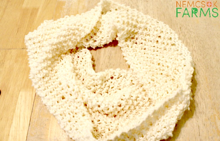 how to make an infinity scarf a knitting pattern and tutorial