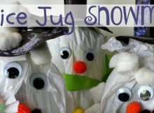 Re-Use Juice Jugs into these adorable Snowmen Crafts for some Wintery Fun